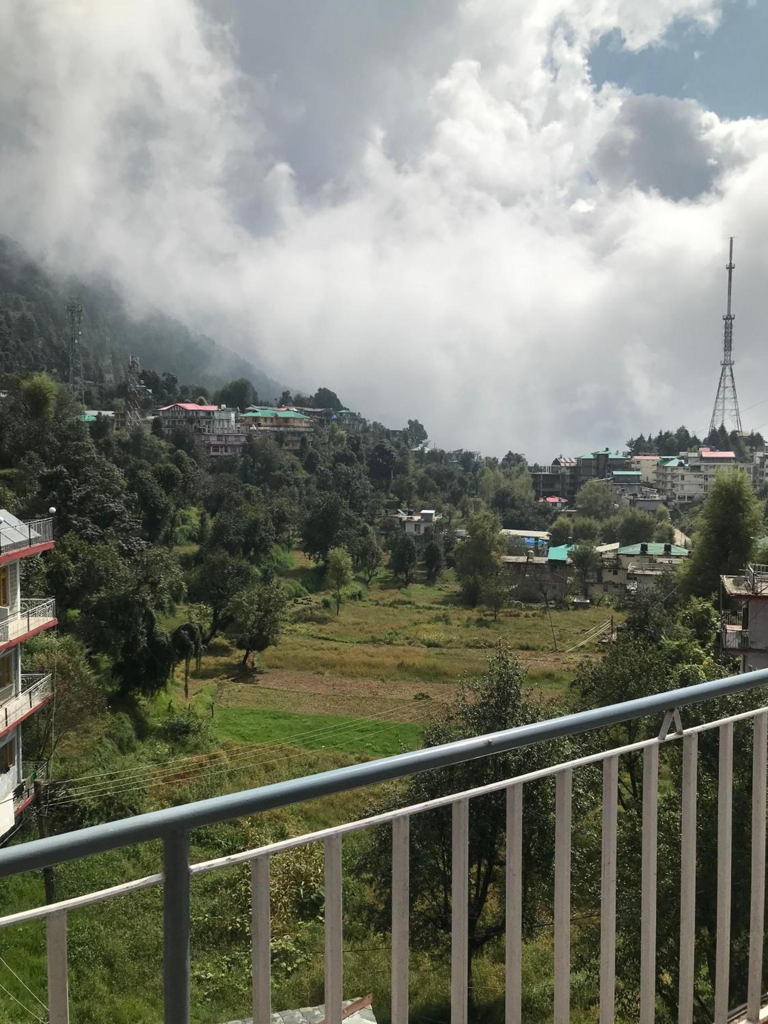 Mcleodganj Diaries Guest House Dharamshala Exterior foto