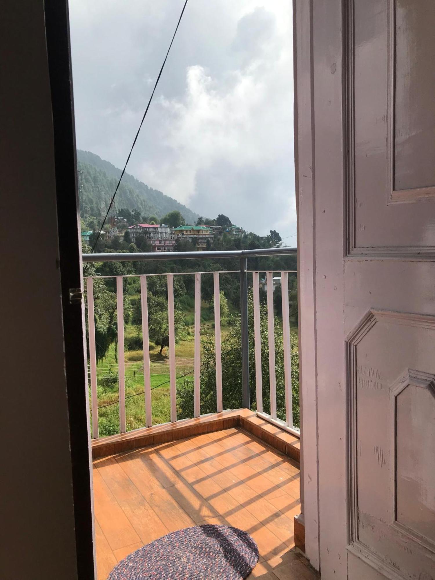 Mcleodganj Diaries Guest House Dharamshala Exterior foto