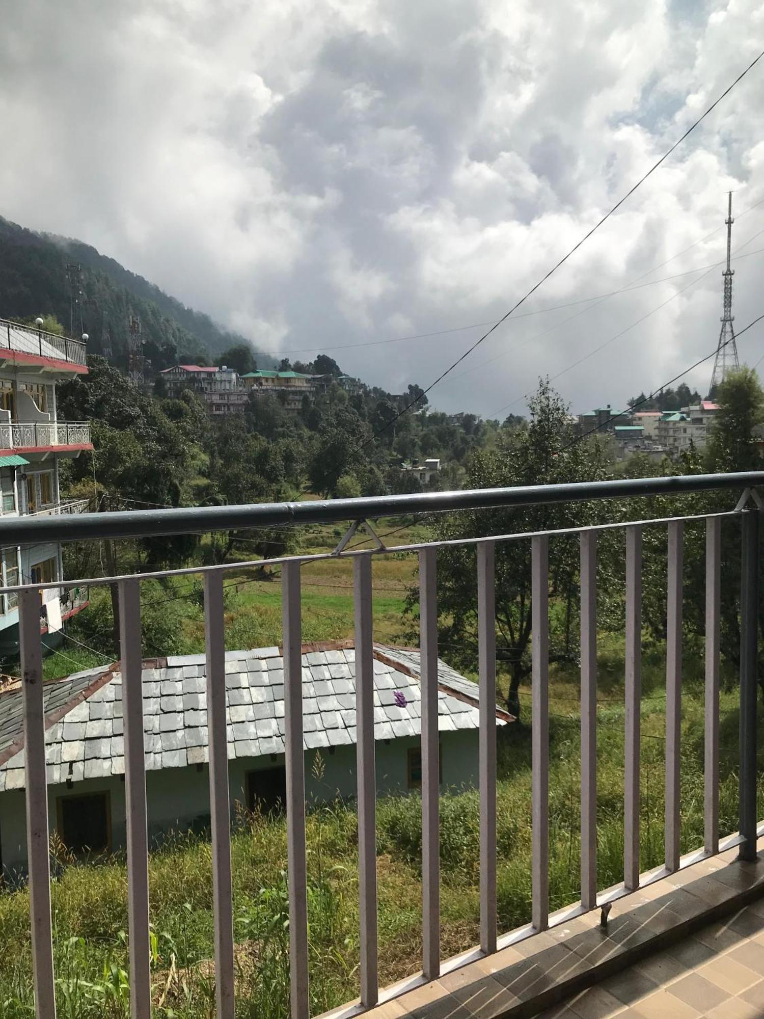 Mcleodganj Diaries Guest House Dharamshala Exterior foto
